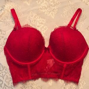 ❣️Victoria secrets underwire padded bra❣️